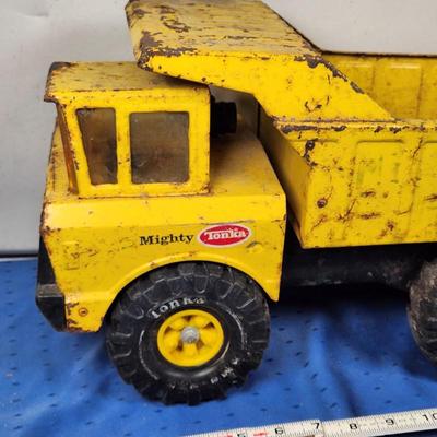 Sale Photo Thumbnail #889