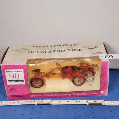 Sale Photo Thumbnail #639