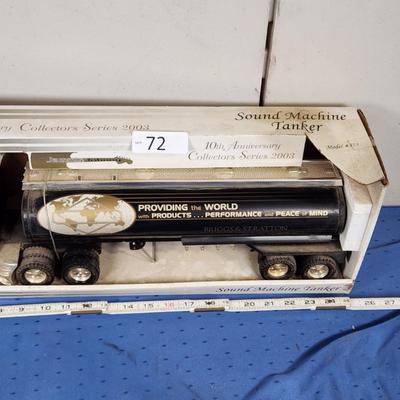 Sale Photo Thumbnail #651