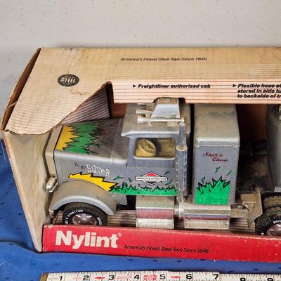 Sale Photo Thumbnail #659