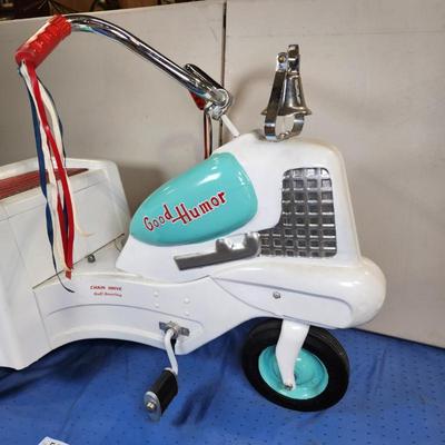 Sale Photo Thumbnail #548