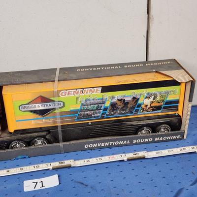 Sale Photo Thumbnail #647