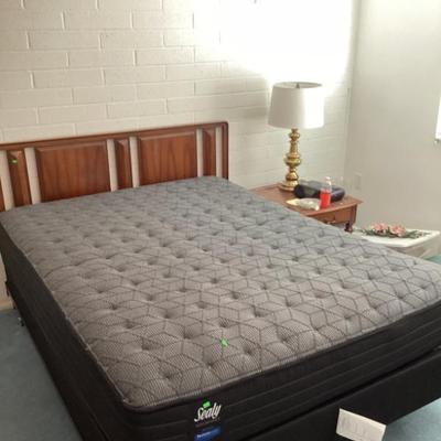 Sale Photo Thumbnail #121