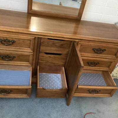 Sale Photo Thumbnail #135