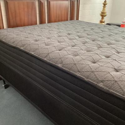 Sale Photo Thumbnail #117