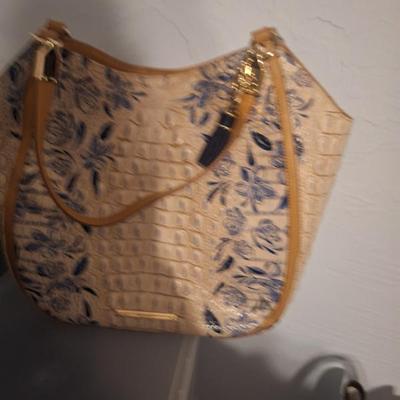 Sale Photo Thumbnail #64