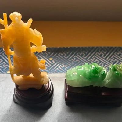 HKF299 Two Jade Sculptures 