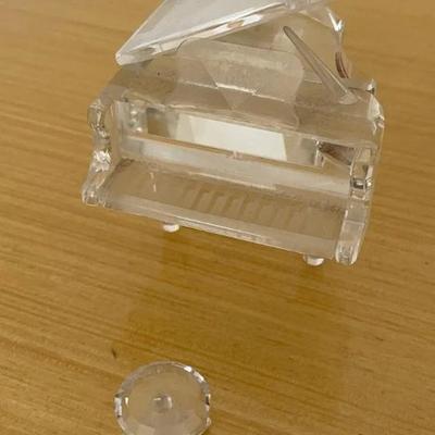 HKF388 - Swarovski Crystal Collectibles - "Grand Piano" 