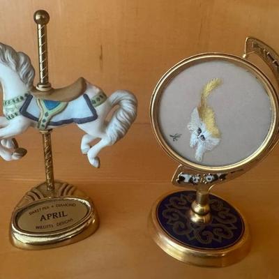 HKF280 - Set of Eastern miniature vintage office desk Art scupltures 