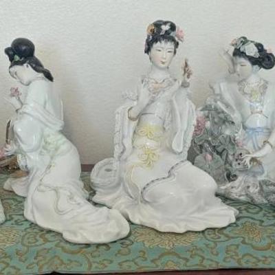 HKF014- white Porcelain Geisha Set Of 6