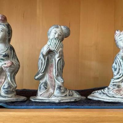 HKF033 - Three Chinese Court Ladies