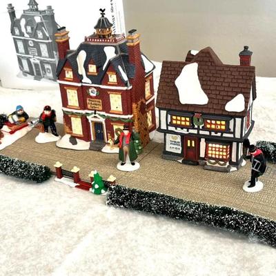 HKF240- Collectible Christmas “Heritage Village” Scene 