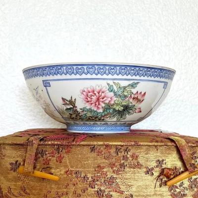 HKF325- Vintage Chinese Eggshell Porcelain Bowl With Floral Motif
