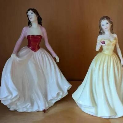 HKF066- Royal Doulton Figurines "Happy Anniversary Pink" And "Rose"