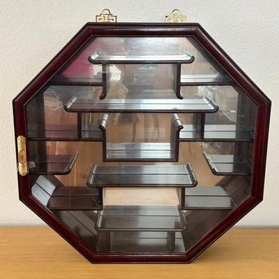 HKF114 - Octagon Hanging Display Case