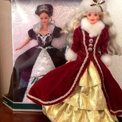 HKF192- Holiday Bundle! Y2K New Years And 1996 Christmas Barbie