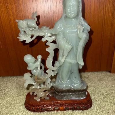 HKF366 Chinese Hand Carved Jade Piece