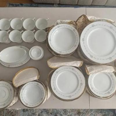 HKF170- Wyndham Fine China Set 