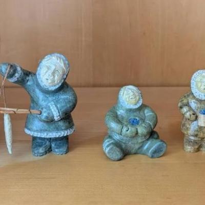 HKF159- Inuit Figurines 
