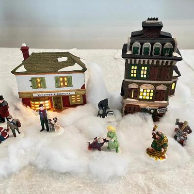 HKF250- Porcelain Heritage Village “A Christmas Carol” Scene 