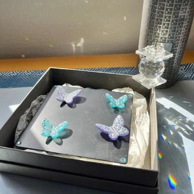 HKF370- Swarovski Crystal Magnetic Butterflies & Candle Holder 
