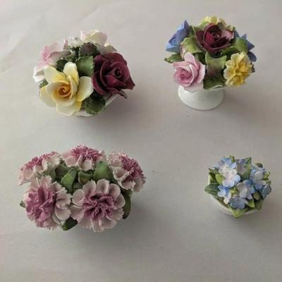 HKF143- Aynsley Fine Bone China Flower Set