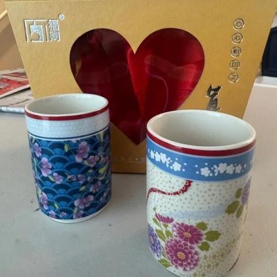 HKF279 - Pair of Chinese Affection Pottery Cups 