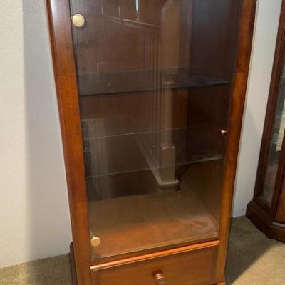 HKF390 Solid Wood Display Case