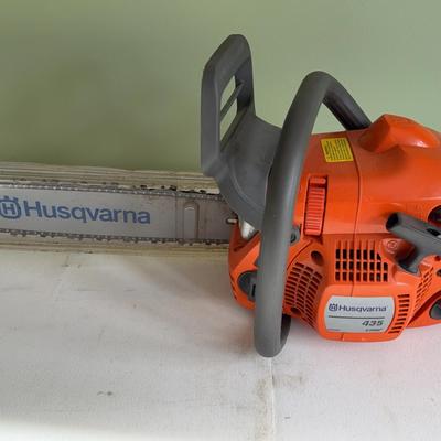 Husqvarna 435 Chainsaw 