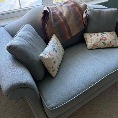 Sale Photo Thumbnail #126