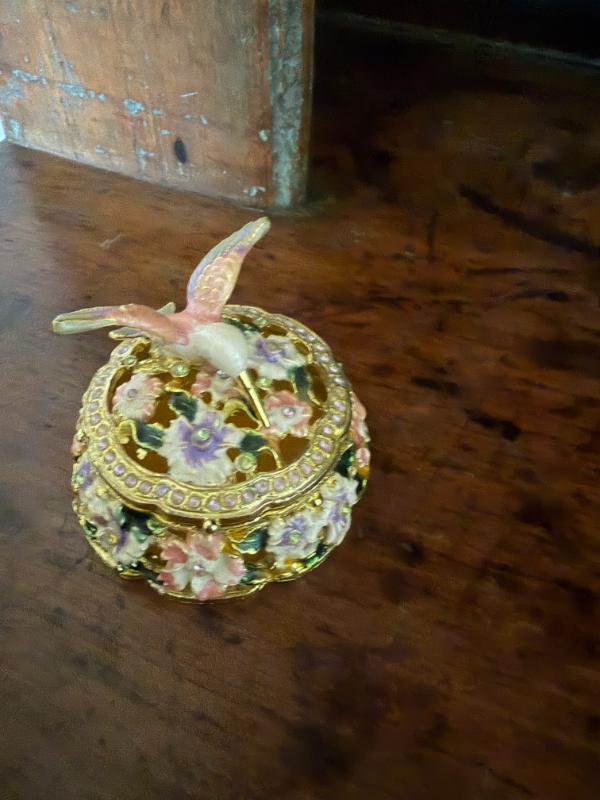 Sale Photo Thumbnail #352