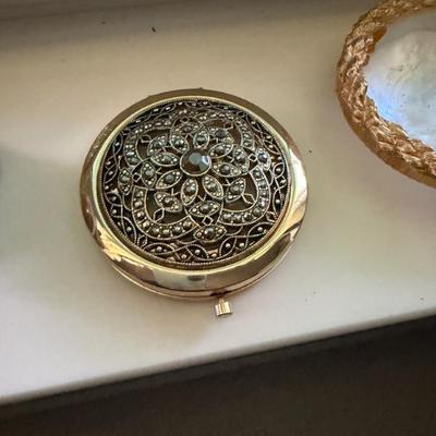 Sale Photo Thumbnail #152