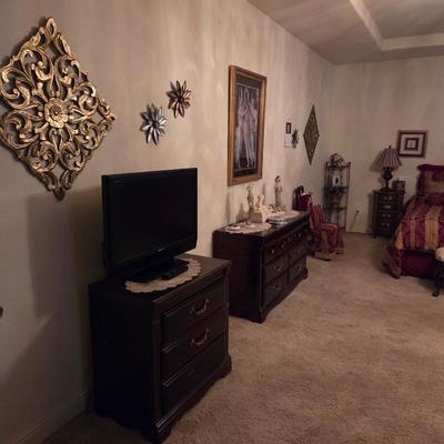 Sale Photo Thumbnail #36