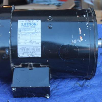 Sale Photo Thumbnail #25