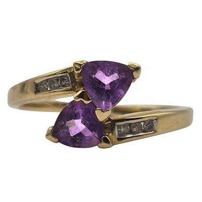 Lot 013   3 Bid(s)
10K Yellow Gold Amethyst & Diamond Ring