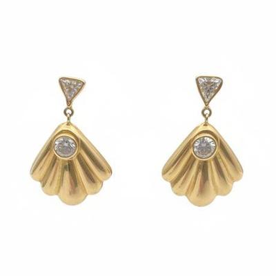 18 kt Gold Dangle Earrings