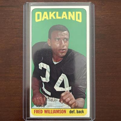 1965 Topps Football Card. Fred Williamson - Oakland Raiders. Card #152