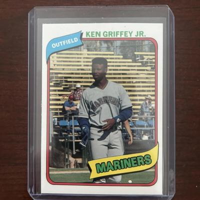 1990 Ken Griffey Jr. Baseball Card. Card #5