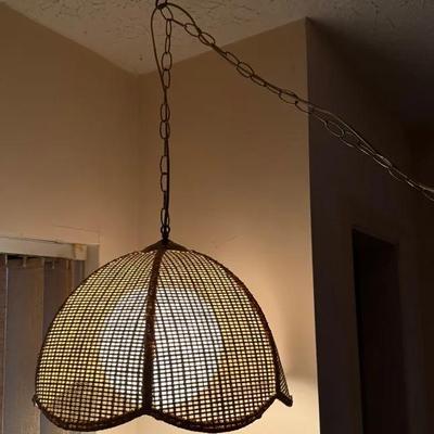 1970s Scalloped Edge Wicker/Rattan Hanging Swag Lamp