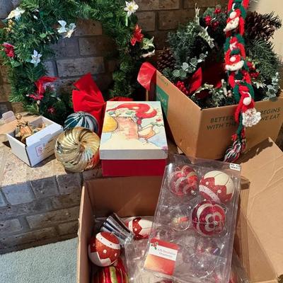 Christmas Wreaths, Ornaments, Borgman Gift Box, Fontanini Nativity ++