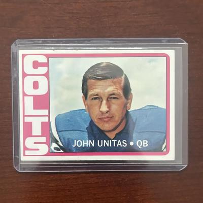 1972 Topps Football Card. John Unitas - Baltimore Colts. Card #165
