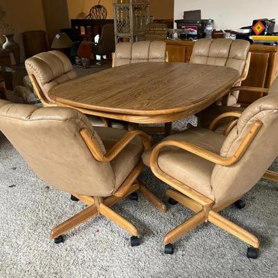 80s Oval Oak Dining Table with Six Leather Chairs