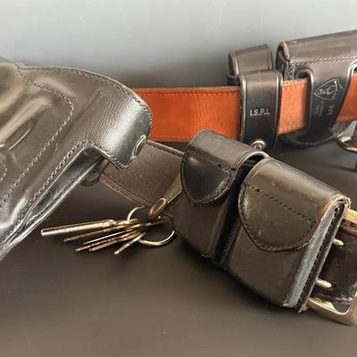 Cincinnati Police Leather Belt Holster W/ Keys & Other Accessories 