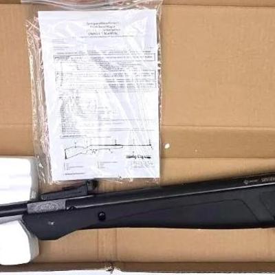 "Crosman" Shockwave Air Rifle