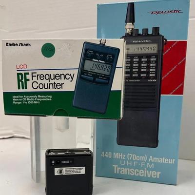 Vintage Ham Radio – Transceiver, Frequency Counter & Battery Pack
