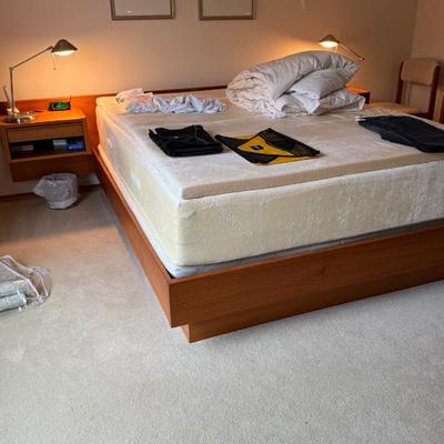 Sale Photo Thumbnail #105