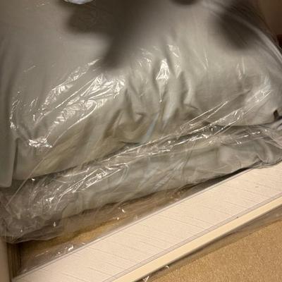 Sale Photo Thumbnail #129