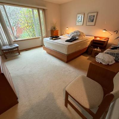 Sale Photo Thumbnail #135