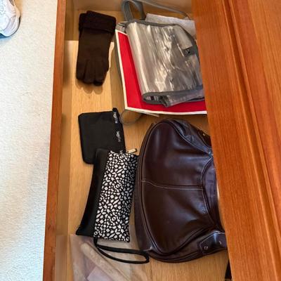 Sale Photo Thumbnail #113