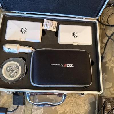 Nintendo  accessory case